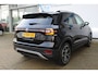 Volkswagen T-Cross 1.0 TSI Style | Incl. 12 maanden garantie | Climate controle | Adaptive cruise controle | Digital cockpit | Navigatie | Apple CarPlay/Android Auto | Draadloze telefoonlader | Dodehoeksensoren | DAB+ | Parkeersensoren V+A | Getinte ramen | Origineel NL Auto | NAP |