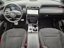 Hyundai Tucson 1.6 T-GDI PHEV Plug-in N Line 4WD Automaat / Apple Carplay Android Auto / Trekgewicht 1350 kg / Elektrische achterklep / Stuur-, Stoel en Achterbankverwarming / Rondomzicht camera / Stoelventilatie /