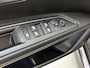 Peugeot 3008 1.2 PureTech GT Line Automaat | Navigatie | Parkeersensoren | Camera | Blind Spot Warning | Apple CarPlay