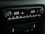Toyota Yaris 1.5 Hybrid 130 Executive | Parkeer sensoren | Navigatie | Stoelverwarming |