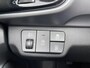 Kia Stonic 1.0 T-GDi MHEV DynamicLine Navigatie | Apple Carplay / Android Auto | Cruise control | Airconditioning | LM Velgen