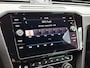Volkswagen Passat Variant 1.6 TDI Highline Business R Automaat | Parkeersensoren | Apple CarPlay | Stoelverwarming
