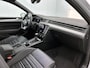 Volkswagen Passat Variant 1.6 TDI Highline Business R Automaat | Parkeersensoren | Apple CarPlay | Stoelverwarming