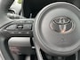 Toyota Yaris 1.5 Hybrid 115 Dynamic | Emotional Red | Comfort Pack | Nieuw uit voorraad leverbaar |