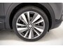 Peugeot 3008 1.2 PureTech 130pk Premium [ Navi Apple/Android Keyless ]