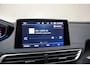 Peugeot 3008 1.2 PureTech 130pk Premium [ Navi Apple/Android Keyless ]