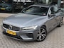 Volvo V60 2.0 T8 Twin Engine AWD R-Design / Panoramadak
