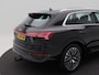Audi Q8 e-tron 55 quattro 408 Pk Advanced Edition Plus 115 kWh | Camera | Panoramadak | Navigatiesysteem | LED | Trekhaak | Elektrische Achterklep | 21 Inch | 42.196 Km!