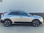 Kia Niro EV ExecutiveLine 64.8 kWh Schuif/kanteldak, 1e eign. Nieuw geleverd, Stoelkoeling, HUD, Dodehoekdetectie,
