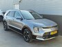 Kia Niro EV ExecutiveLine 64.8 kWh Schuif/kanteldak, 1e eign. Nieuw geleverd, Stoelkoeling, HUD, Dodehoekdetectie,