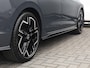 Volkswagen Golf R-Line 1.5 eTSI 150 PK DSG | LED | Panoramadak | Achteruitrijcamera | Navigatie Via Smartphone | Stoel & Stuurwielverwarming |