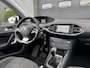Peugeot 308 SW 1.2 PureTech Blue Lion | Panoramadak | Navigatie | 18 Inch Lichtmetalen Velgen | DAB | Privacy Glass |
