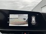 Kia Niro EV DynamicPlusLine 64.8 kWh Schuif/kanteldak, Navigatie, Dodehoekdetectie, Lederen bekleding, Stoel- & Stuurwielverwarming, Parkeersensoren voor & achter, BTW-auto, Elektrische achterklep