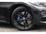 BMW 3-Serie Touring 330e M Sport Shadow HUD LASERLED PANODAK TREKHAAK CARBON Gratis onderhoud T/M 2027