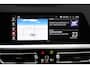 BMW 3-Serie Touring 330e M Sport Shadow HUD LASERLED PANODAK TREKHAAK CARBON Gratis onderhoud T/M 2027
