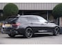 BMW 3-Serie Touring 330e M Sport Shadow HUD LASERLED PANODAK TREKHAAK CARBON Gratis onderhoud T/M 2027