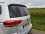 Volkswagen Touran TSI Highline Business R-Line 7Pers. /Pano/Trekh./Camera/Navi/