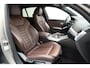 BMW 3-Serie Touring 330e M Sport [ Oxidgrau II ] [ Head-up Leder Camera Stuur-&stoelverwarming ]