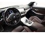 BMW 3-Serie Touring 330e M Sport [ Oxidgrau II ] [ Head-up Leder Camera Stuur-&stoelverwarming ]