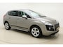 Peugeot 3008 1.6 THP Style 156pk | Climate Control | Navigatie | Trekhaak | Panoramadak | Cruise Control | Dealeronderhouden | Lichtmetalen Velgen