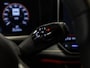 Volkswagen Passat Variant 1.5 eTSI Elegance Business / 150pk / Panorama dak / Trekhaak / Dodehoek / Stoel en stuur verwarming /