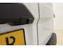 Ford Transit Custom 280 2.0 TDCI L1H1 Trend | Achteruitrijcamera | Navigatie | Trekhaak | Laadruimte afwerking | 3 zitplaatsen | Airco | Dodehoek detectie | Parkpilot