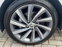 Skoda Octavia Combi 1.5 TSI 150 pk First Edition Navigatie Keyless Carplay Stoelverwarming ACC Dab Led Matrix Parkeersensoren v+a 18 Inch Velgen Getint Glas NL Auto
