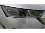 Skoda Octavia Combi 1.5 TSI 150 PK First Edition Navigatie Keyless Carplay Stoelverwarming ACC Dab Led Matrix Parkeersensoren v+a 18 Inch Velgen Getint Glas NL Auto