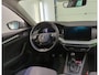 Skoda Octavia Combi 1.5 TSI 150 PK First Edition Navigatie Keyless Carplay Stoelverwarming ACC Dab Led Matrix Parkeersensoren v+a 18 Inch Velgen Getint Glas NL Auto
