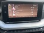 Skoda Octavia Combi 1.5 TSI 150 pk First Edition Navigatie Keyless Carplay Stoelverwarming ACC Dab Led Matrix Parkeersensoren v+a 18 Inch Velgen Getint Glas NL Auto