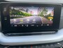 Skoda Octavia Combi 1.5 TSI 150 pk First Edition Navigatie Keyless Carplay Stoelverwarming ACC Dab Led Matrix Parkeersensoren v+a 18 Inch Velgen Getint Glas NL Auto