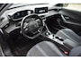 Peugeot e-2008 EV Allure 50 kWh | Camera | Carplay | LED |