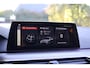 BMW 5-Serie M550i xDrive Executive M-Sport | Merina leder | 20" | Driving Assistent Plus | Comfort stoel met geheugen |  Real-Time Traffic information, Zonnerolgordijnen achter, Stoelverwarming voor en achter, etc.
