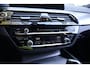 BMW 5-Serie M550i xDrive Executive M-Sport | Merina leder | 20" | Driving Assistent Plus | Comfort stoel met geheugen |  Real-Time Traffic information, Zonnerolgordijnen achter, Stoelverwarming voor en achter, etc.