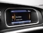 Volvo V40 1.6 T2 R-Design / Trekhaak / Panoramadak / 18" R-design wielen / Cruise control /Leder-nubuck bekleding / Dealer Onderhouden /