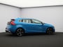 Volvo V40 1.6 T2 R-Design / Trekhaak / Panoramadak / 18" R-design wielen / Cruise control /Leder-nubuck bekleding / Dealer Onderhouden /