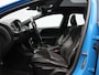 Volvo V40 1.6 T2 R-Design / Trekhaak / Panoramadak / 18" R-design wielen / Cruise control /Leder-nubuck bekleding / Dealer Onderhouden /