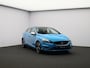 Volvo V40 1.6 T2 R-Design / Trekhaak / Panoramadak / 18" R-design wielen / Cruise control /Leder-nubuck bekleding / Dealer Onderhouden /
