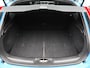 Volvo V40 1.6 T2 R-Design / Trekhaak / Panoramadak / 18" R-design wielen / Cruise control /Leder-nubuck bekleding / Dealer Onderhouden /