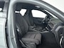 Volvo XC40 Single Motor Extended Range Plus 82 kWh | Parkeercamera | Stoel- en Stuurverwarming | Trekhaak