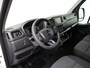 Renault Master 2.3DCi 135PK L3H2 Work Edition Imperiaal | Trekhaak | Navigatie | Camera | Airco | Betimmering | 3-Persoons