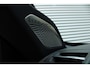 Lynk & Co 01 1.5 Nieuwe Auto! | Panoramadak | 20-Inch Velgen | 78 km Elektrisch | Sfeerverlichting | Keyless Entry en Start | Navigatie | 360 Graden Camera