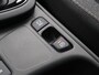 Toyota Yaris Cross 1.5 Hybrid 130 Dynamic | Achteruitrijcamera | Stuur, Voorruit en stoelverwarming | Apple Carplay & Android Auto |