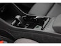 Volvo EX40 Single Motor Extended Range Ultra 82 kWh | Verwarmbare voorstoelen | Verwarmbaar stuurwiel | Panoramadak | Premium audio by Harman Kardon | Rondom zichtcamera | 19 inch Lichtmetalen velgen | Semi elektrische trekhaak