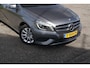 Mercedes-Benz A-klasse 180 Ambition Comfort | Pano dak | Led | Automaat | Stoel verwarming |