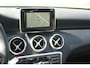 Mercedes-Benz A-klasse 180 Ambition Comfort | Pano dak | Led | Automaat | Stoel verwarming |