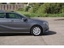 Mercedes-Benz A-klasse 180 Ambition Comfort | Pano dak | Led | Automaat | Stoel verwarming |