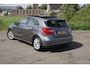 Mercedes-Benz A-klasse 180 Ambition Comfort | Pano dak | Led | Automaat | Stoel verwarming |