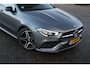 Mercedes-Benz CLA Shooting Brake 180 Business Solution ///AMG pakket | Pano | Night Pakket | Sfeer | Prijs incl BTW |