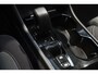 Volvo XC40 T4 Plug-in hybrid Plus Dark Automaat 210PK| 1800kg Trekgewicht | Adaptive Cruise & Pilot Assist | Navigatie |Volvo On Call |Stoel & Stuurverwarming| Harman & kardon Audio| Parkeer Camera | Elek Verstelbare Voorstoelen incl Mem.|
